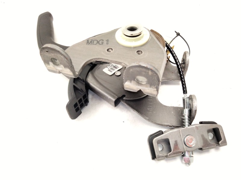 Recambio de palanca freno de mano para hyundai i30 (pde, pd, pden) 1.6 crdi referencia OEM IAM   