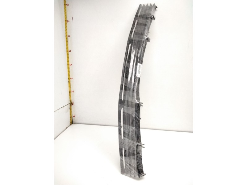 Recambio de rejilla paragolpes central para bmw serie 3 berlina (e36) referencia OEM IAM 8165150 8165150 