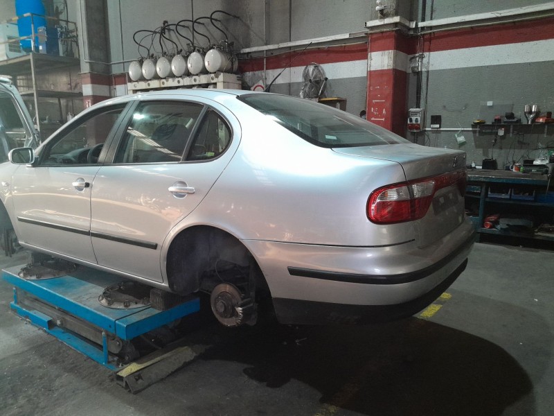 seat toledo ii (1m2) del año 2001