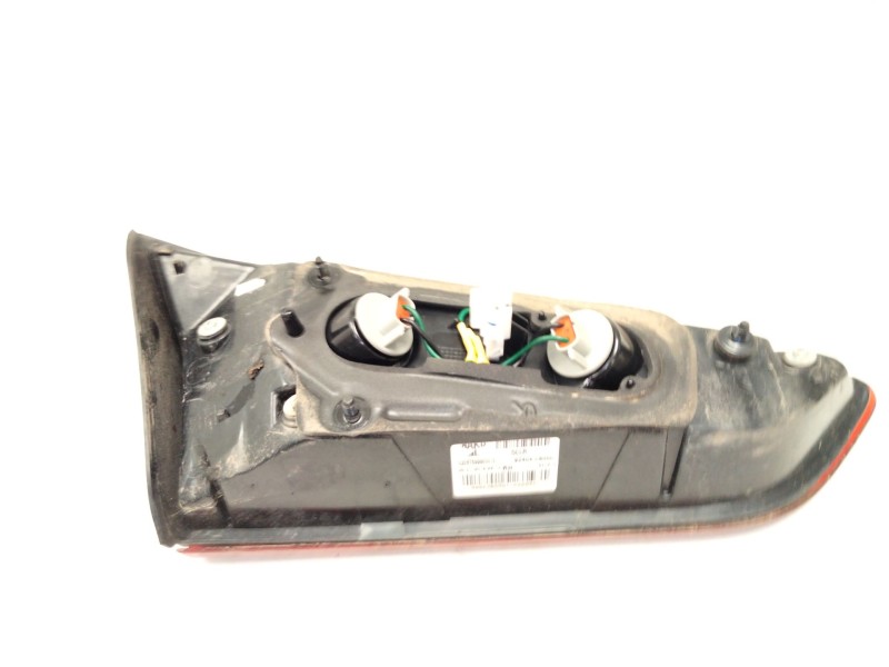 Recambio de piloto trasero izquierdo porton para hyundai i20 classic referencia OEM IAM 92404C8000  