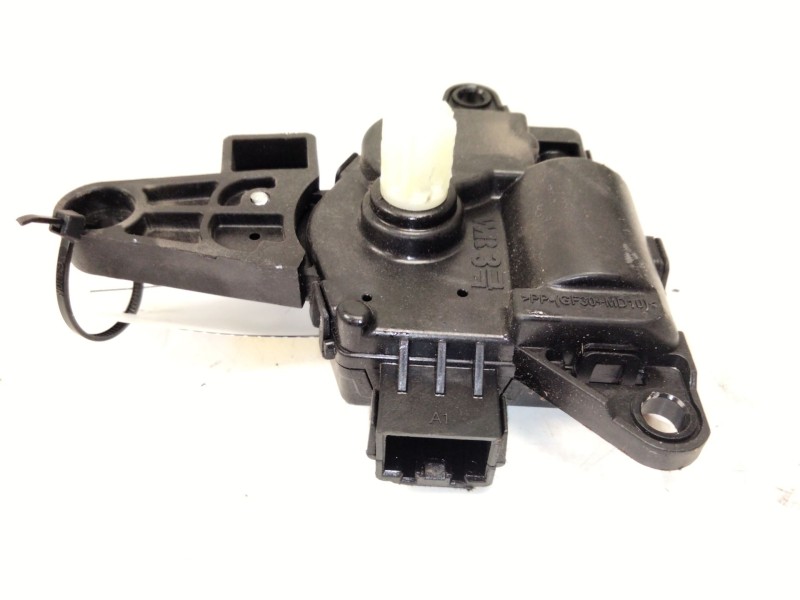 Recambio de motor de trampillas para hyundai i30 (pde, pd, pden) 1.6 crdi referencia OEM IAM EA1F0DFAD02  