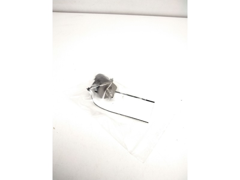 Recambio de sensor rampa inyeccion para land rover range rover evoque referencia OEM IAM 0261545064 SENSOR PRESIÓN DE COMBUSTIBL