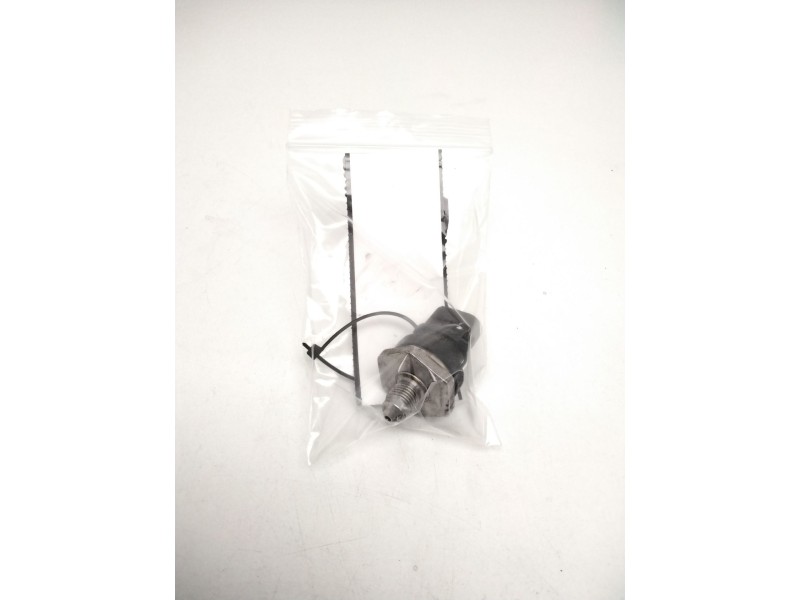 Recambio de sensor rampa inyeccion para land rover range rover evoque referencia OEM IAM 0261545064 SENSOR PRESIÓN DE COMBUSTIBL