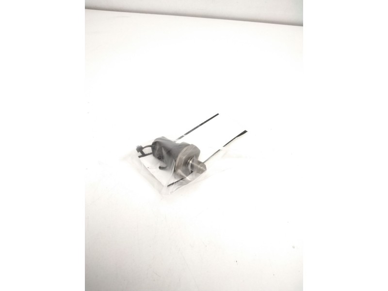 Recambio de sensor rampa inyeccion para land rover range rover evoque referencia OEM IAM 0261545064 SENSOR PRESIÓN DE COMBUSTIBL