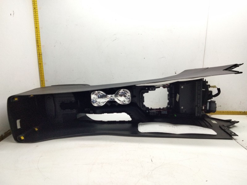 Recambio de reposabrazos para hyundai i30 (pde, pd, pden) 1.6 crdi referencia OEM IAM   