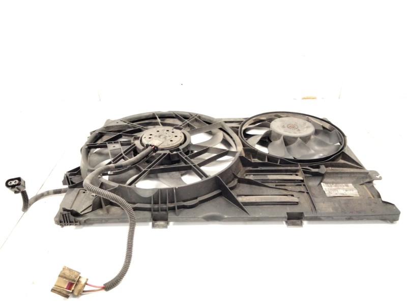 Recambio de electroventilador para volkswagen california t5 camper (7ec, 7ef, 7eg, 7hf, 7hc) 2.5 tdi 4motion referencia OEM IAM 