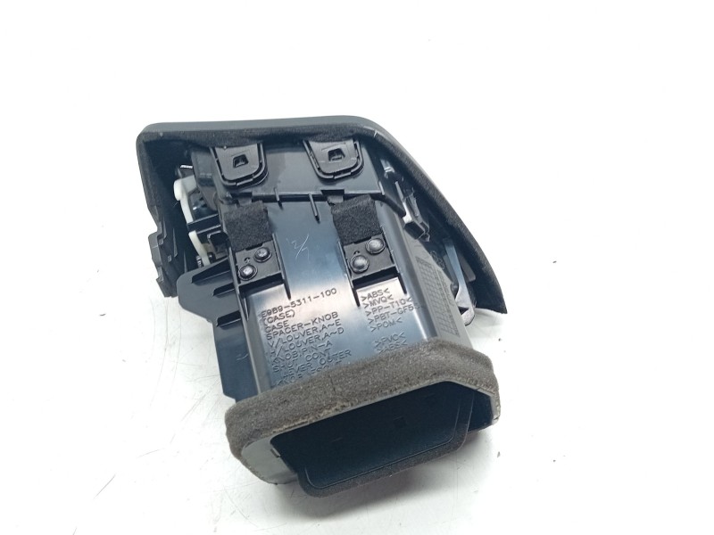 Recambio de aireador izquierdo para nissan x-trail iii (t32_, t32r, t32rr) 1.6 dci (t32) referencia OEM IAM E9895311100  