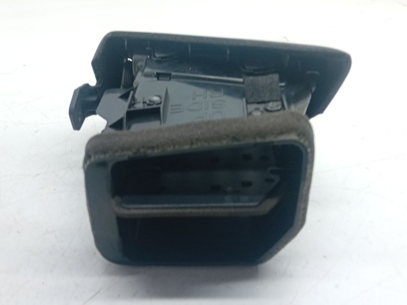 Recambio de aireador derecho para nissan x-trail iii (t32_, t32r, t32rr) 1.6 dci (t32) referencia OEM IAM E9885211100  