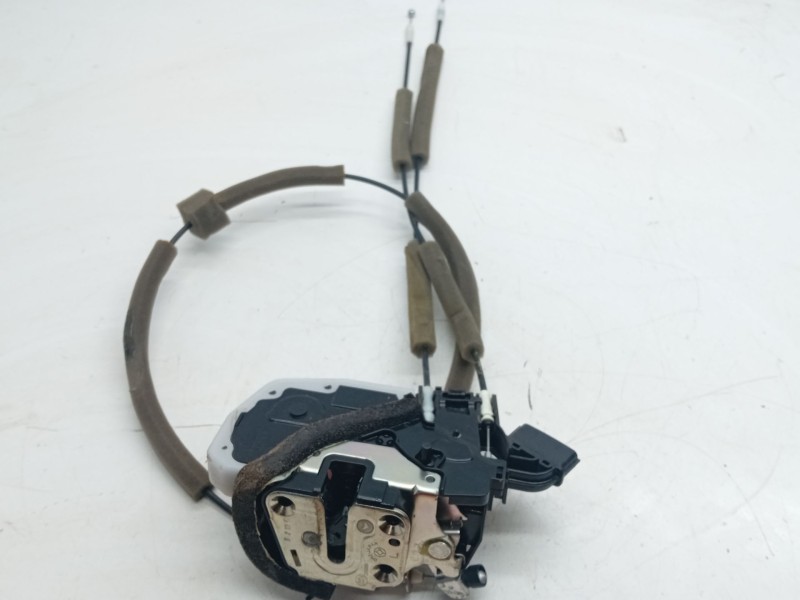 Recambio de cerradura puerta trasera izquierda para nissan x-trail iii (t32_, t32r, t32rr) 1.6 dci (t32) referencia OEM IAM   