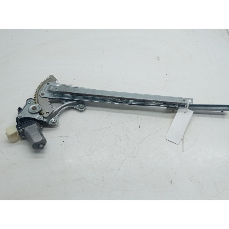 Recambio de elevalunas trasero derecho para nissan x-trail iii (t32_, t32r, t32rr) 1.6 dci (t32) referencia OEM IAM   