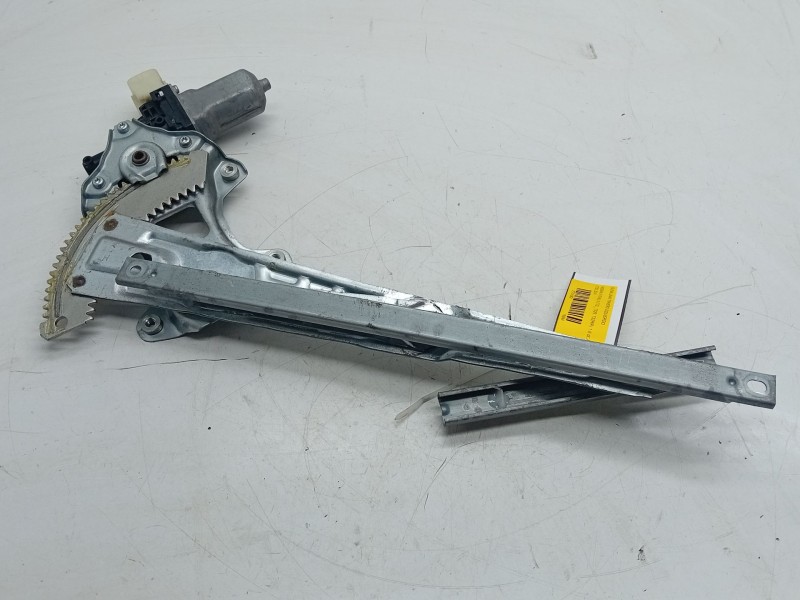 Recambio de elevalunas trasero izquierdo para nissan x-trail iii (t32_, t32r, t32rr) 1.6 dci (t32) referencia OEM IAM   