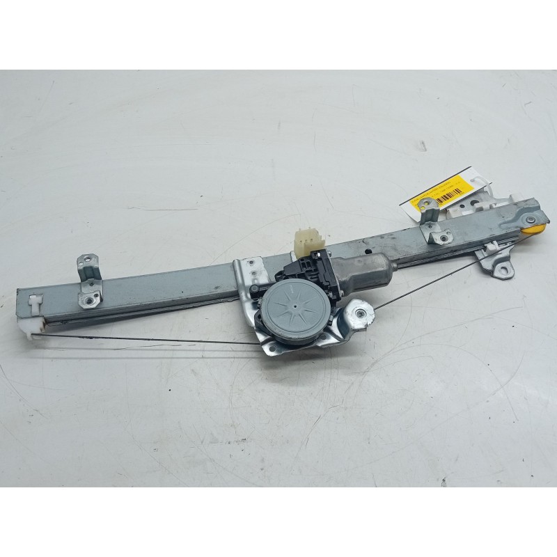 Recambio de elevalunas delantero izquierdo para nissan x-trail iii (t32_, t32r, t32rr) 1.6 dci (t32) referencia OEM IAM   