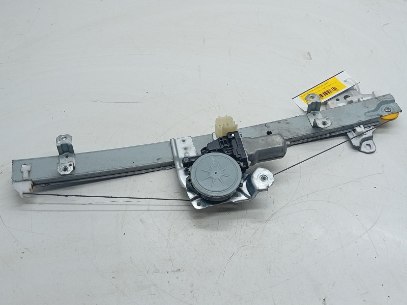 Recambio de elevalunas delantero izquierdo para nissan x-trail iii (t32_, t32r, t32rr) 1.6 dci (t32) referencia OEM IAM   