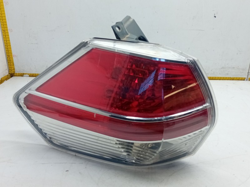 Recambio de piloto trasero izquierdo para nissan x-trail iii (t32_, t32r, t32rr) 1.6 dci (t32) referencia OEM IAM   