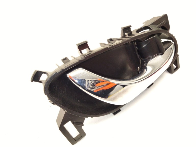 Recambio de maneta interior trasera derecha para nissan x-trail iii (t32_, t32r, t32rr) 1.6 dci (t32) referencia OEM IAM   