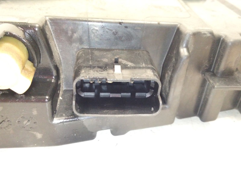 Recambio de piloto delantero derecho para citroën c4 picasso ii 2.0 bluehdi 150 referencia OEM IAM 9676036480  