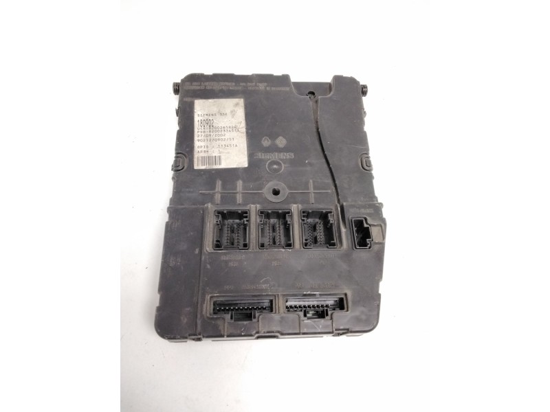 Recambio de centralita bsi para renault megane ii berlina 5p confort authentique referencia OEM IAM 8200261824 8200233451A 90212