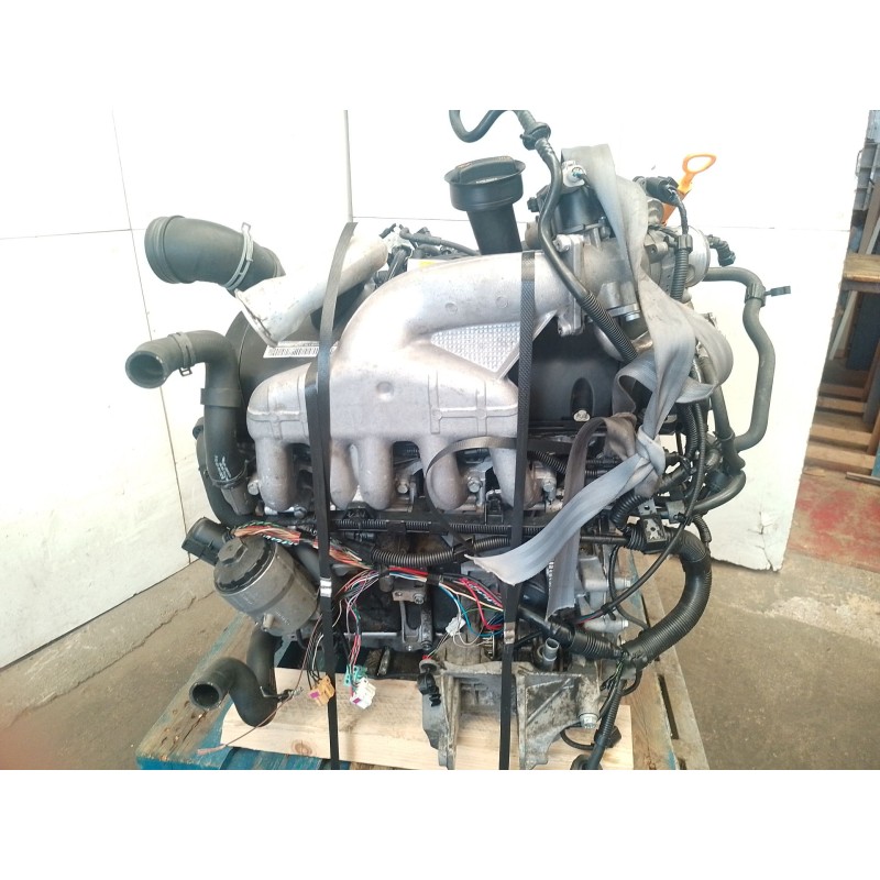Recambio de motor completo para volkswagen california t5 camper (7ec, 7ef, 7eg, 7hf, 7hc) 2.5 tdi 4motion referencia OEM IAM   