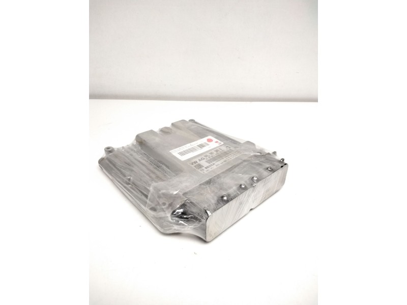 Recambio de centralita motor uce para volkswagen golf vii lim. (5g1) 2.0 tdi referencia OEM IAM 0282031066 04L907309R 1039S84578