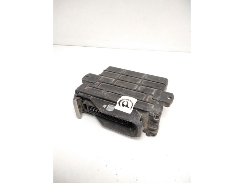 Recambio de centralita motor uce para opel kadett e 1.6 referencia OEM IAM 90340026 5WK6221 SIEMENS