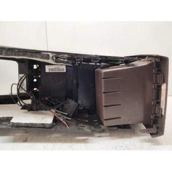 Recambio de apoyabrazos central para bmw serie x5m (e70) basis referencia OEM IAM 70W200203 9267123 