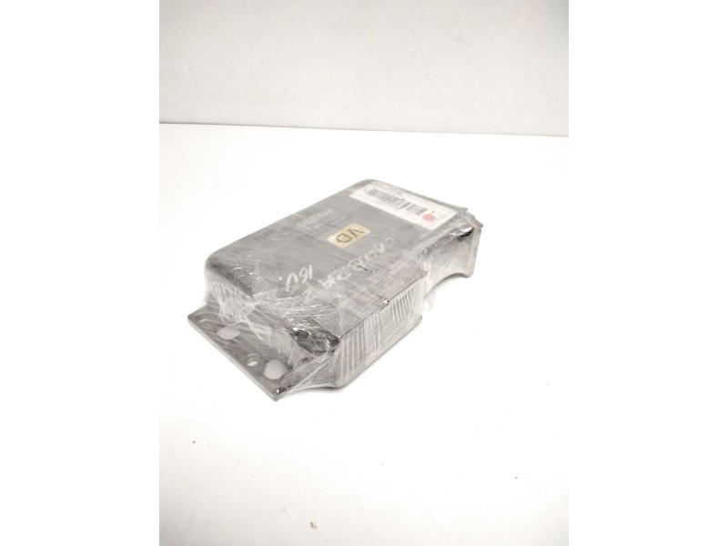 Recambio de centralita motor uce para » otros... premium 370 26 g 6x2 referencia OEM IAM 0265103038 16505868 BOSCH