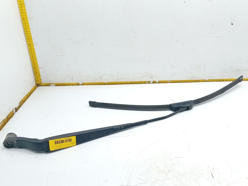 Recambio de brazo limpia delantero izquierdo para nissan x-trail iii (t32_, t32r, t32rr) 1.6 dci (t32) referencia OEM IAM   