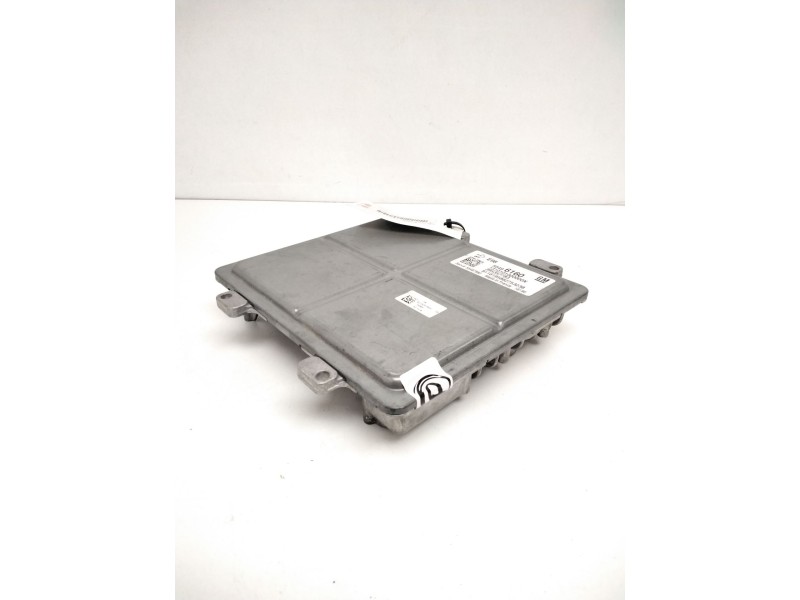 Recambio de centralita motor uce para opel corsa e edition ecoflex referencia OEM IAM 55496160 395357783 55487860