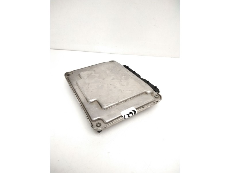 Recambio de centralita motor uce para seat cordoba berlina (6l2) referencia OEM IAM 0281011824 038906019NE 1039S06265