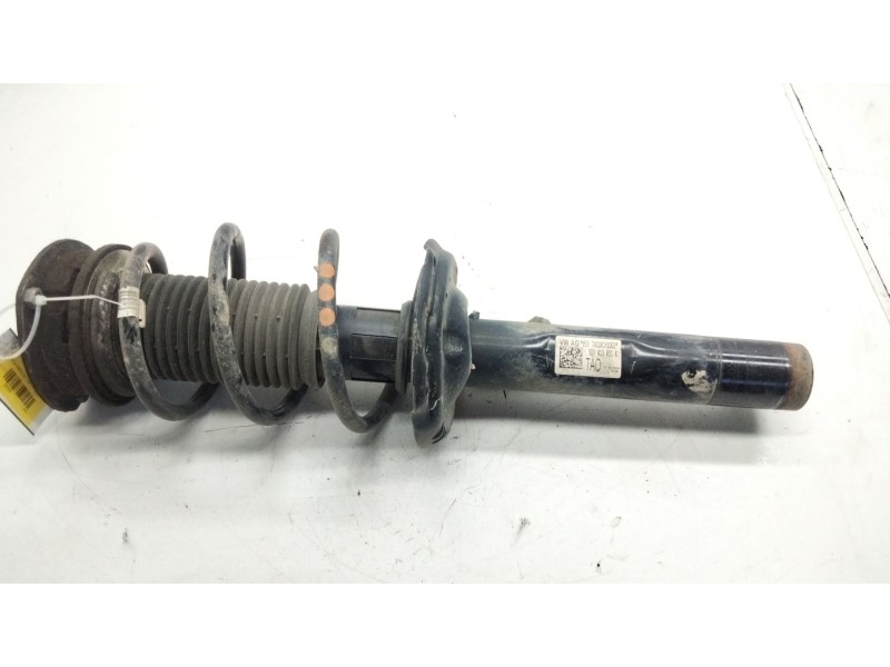 Recambio de amortiguador delantero derecho para skoda karoq (nu7, nd7) 1.5 tsi referencia OEM IAM 5Q3413031K  