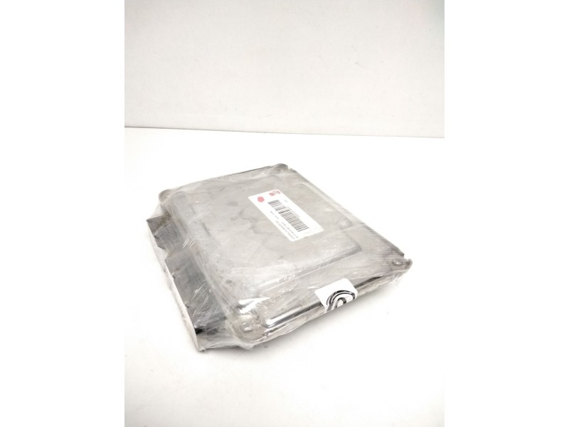 Recambio de centralita motor uce para seat ibiza (6l1) sport referencia OEM IAM 038906019NL 0281012276 103oS115116