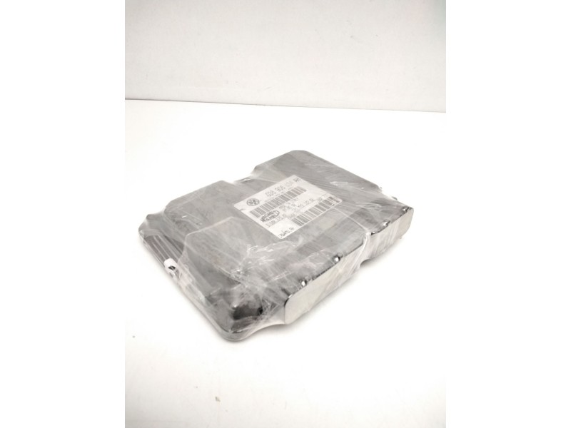 Recambio de centralita motor uce para seat ibiza (6l1) 1.4 16v referencia OEM IAM 036906034AH 6160067902 2RHBK75C