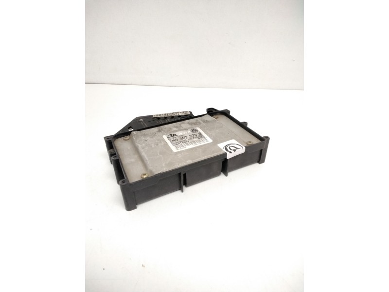Recambio de centralita motor uce para volkswagen golf iii berlina (1h1) gti referencia OEM IAM 1H0907379E B4U4L04A43 3X4312