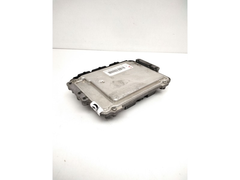 Recambio de centralita motor uce para renault megane ii berlina 5p confort authentique referencia OEM IAM 0281011549 8200310863 