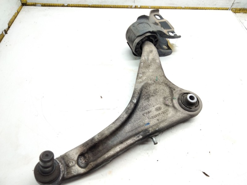 Recambio de brazo suspension inferior delantero derecho para land rover range rover evoque (l538) 2.0 4x4 referencia OEM IAM BJ3