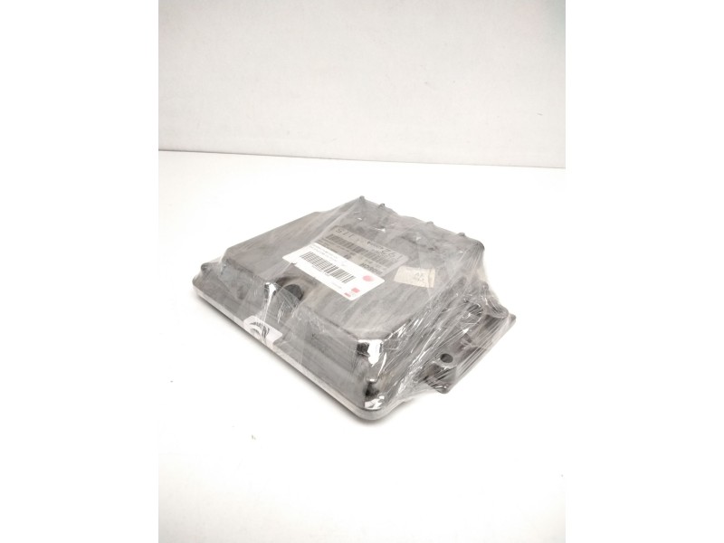 Recambio de centralita motor uce para fiat stilo (192) 1.9 jtd cat referencia OEM IAM 0281010337 55185364 19242AAA