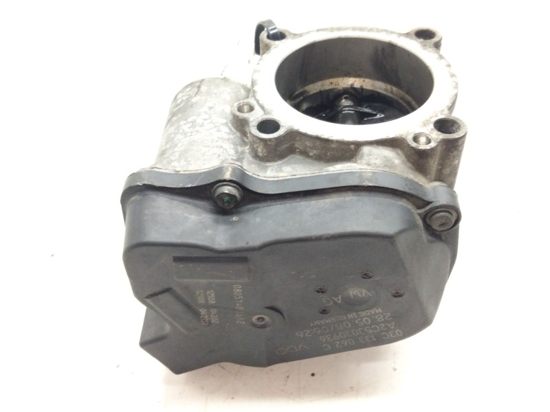 Recambio de cuerpo de mariposa para volkswagen golf v (1k1) 1.4 tsi referencia OEM IAM 03C133062  