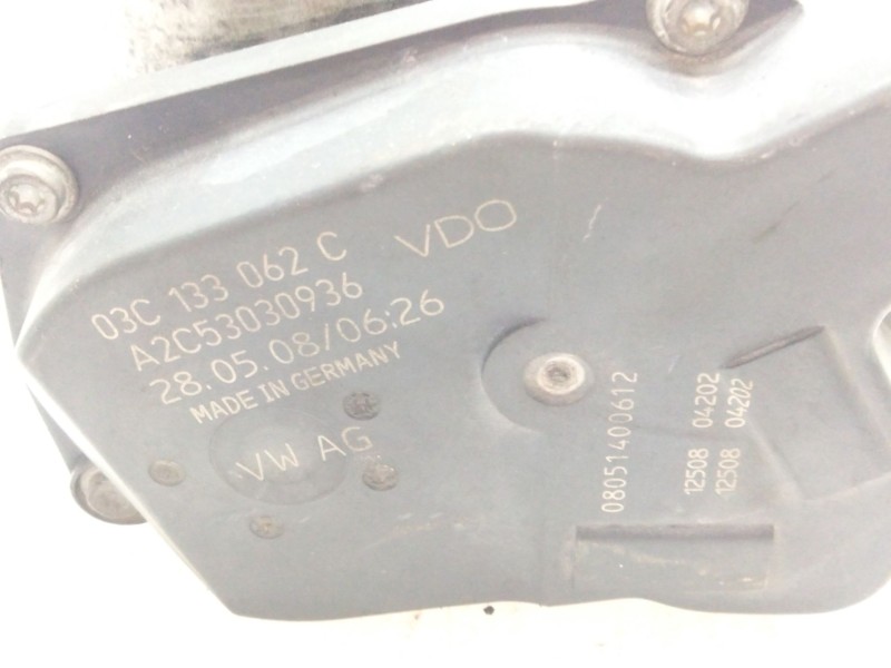 Recambio de cuerpo de mariposa para volkswagen golf v (1k1) 1.4 tsi referencia OEM IAM 03C133062  