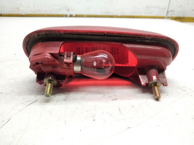 Recambio de luz central de freno para renault kangoo (kc0/1_) 1.5 dci (kc07) referencia OEM IAM 7700308721  