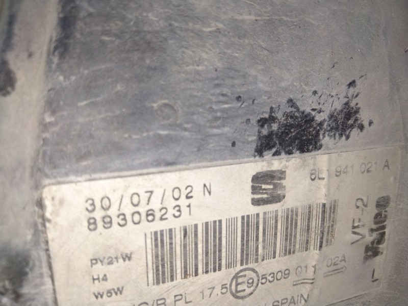 Recambio de faro izquierdo para seat ibiza iii (6l1) 1.4 16v referencia OEM IAM 6L1941021A  
