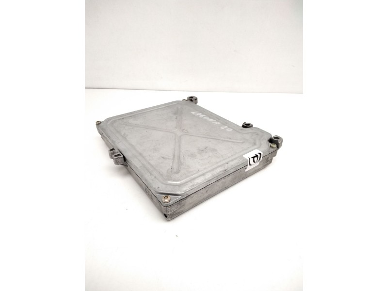 Recambio de centralita motor uce para renault laguna (b56) 2.0 rxe (b56c/h/l) referencia OEM IAM S101727104Q 7700873714 BVA7BVM