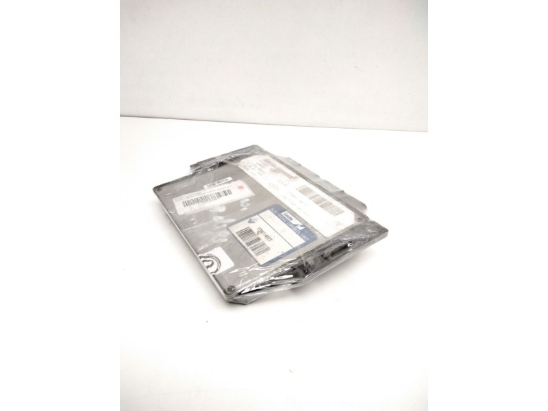 Recambio de centralita motor uce para renault megane i berlina hatchback (ba0) 1.9 dti diesel cat referencia OEM IAM R04010029C 