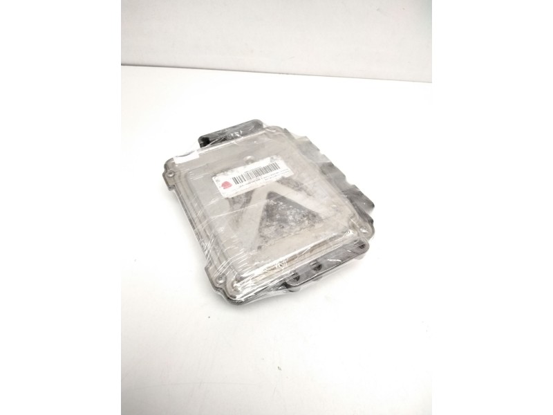 Recambio de centralita motor uce para renault megane ii berlina 5p 1.9 dci diesel referencia OEM IAM 0281011549 8200310863 82003