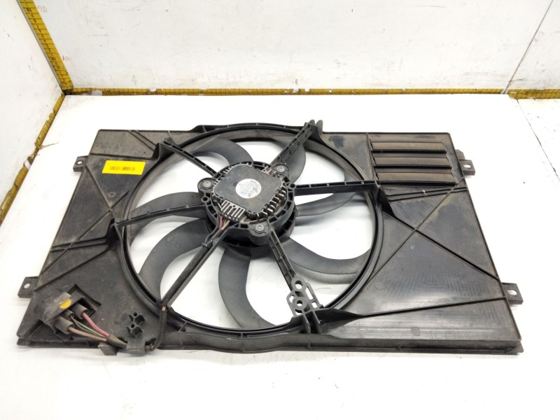 Recambio de electroventilador para seat leon (1p1) 1.9 tdi referencia OEM IAM 1K0121223  