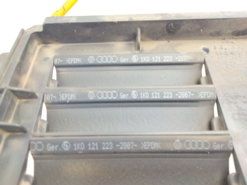 Recambio de electroventilador para seat leon (1p1) 1.9 tdi referencia OEM IAM 1K0121223  