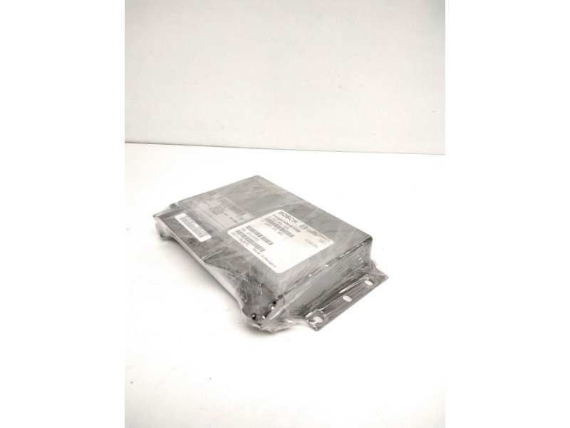 Recambio de centralita motor uce para renault premium distribution fas 4x2 corto referencia OEM IAM 0260001028 ZF6009371001 GB0S