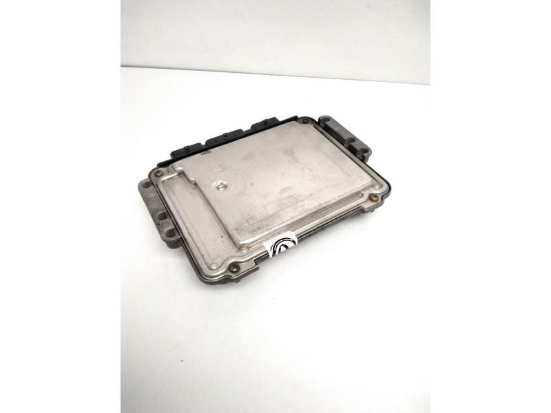 Recambio de centralita motor uce para renault megane ii berlina 5p confort authentique referencia OEM IAM 0281010769 8200184294 