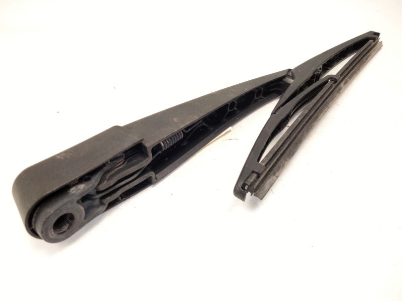 Recambio de porton trasero para renault megane ii berlina 5p 1.5 dci diesel referencia OEM IAM   