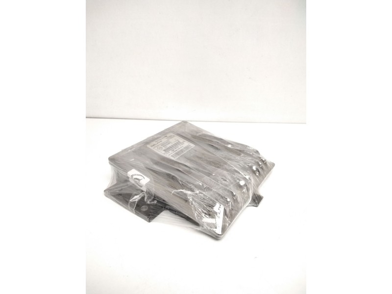 Recambio de centralita motor uce para renault megane ii berlina 5p confort expression referencia OEM IAM 8200334419 8200326910 8