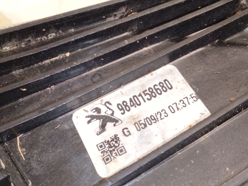 Recambio de elevalunas trasero izquierdo para citroën c5 aircross (a_) 1.6 thp 150 (a45gxj) referencia OEM IAM 9840158680  